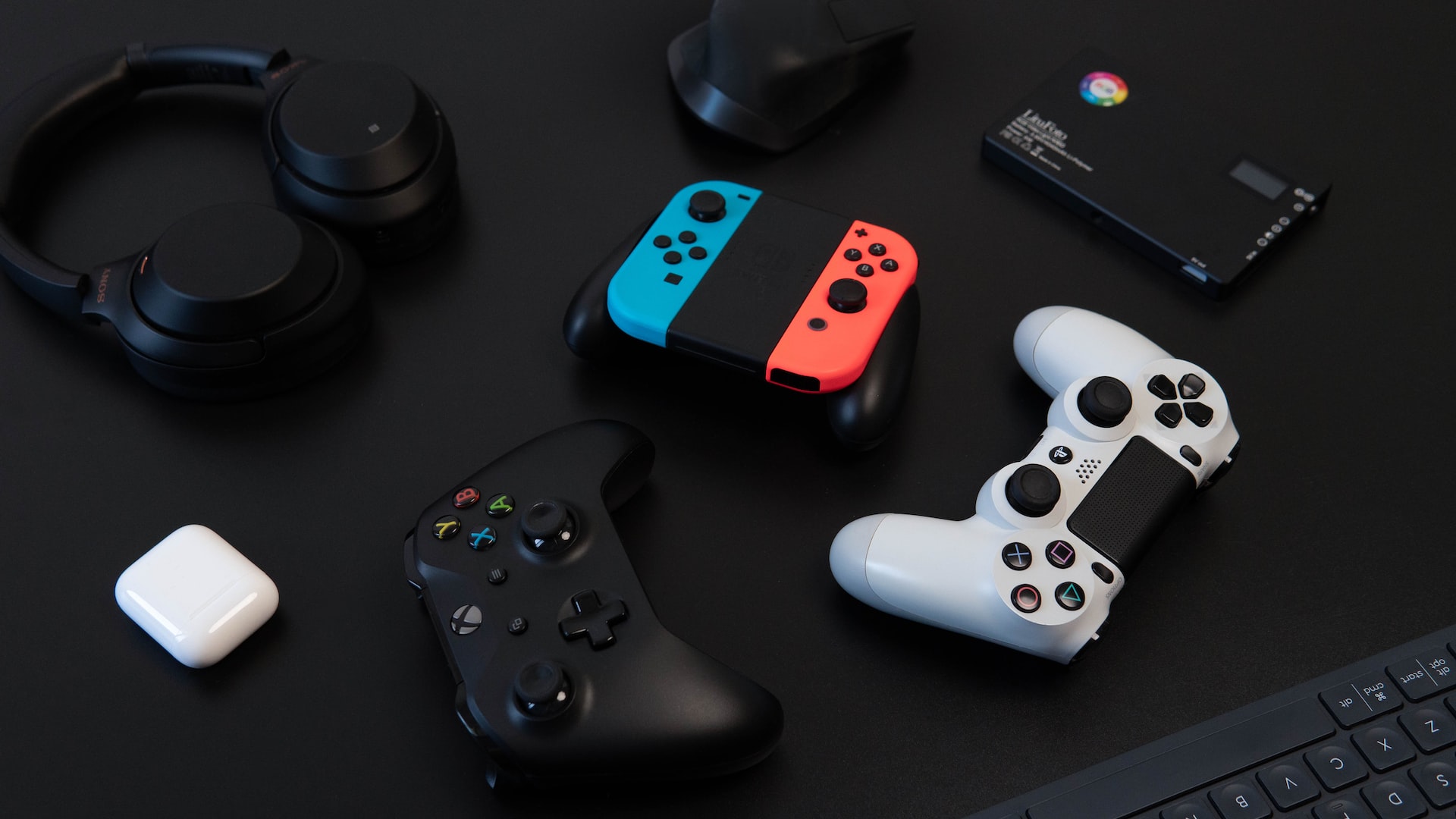 Read more about the article Is it possible to play xbox one games on a ps4?